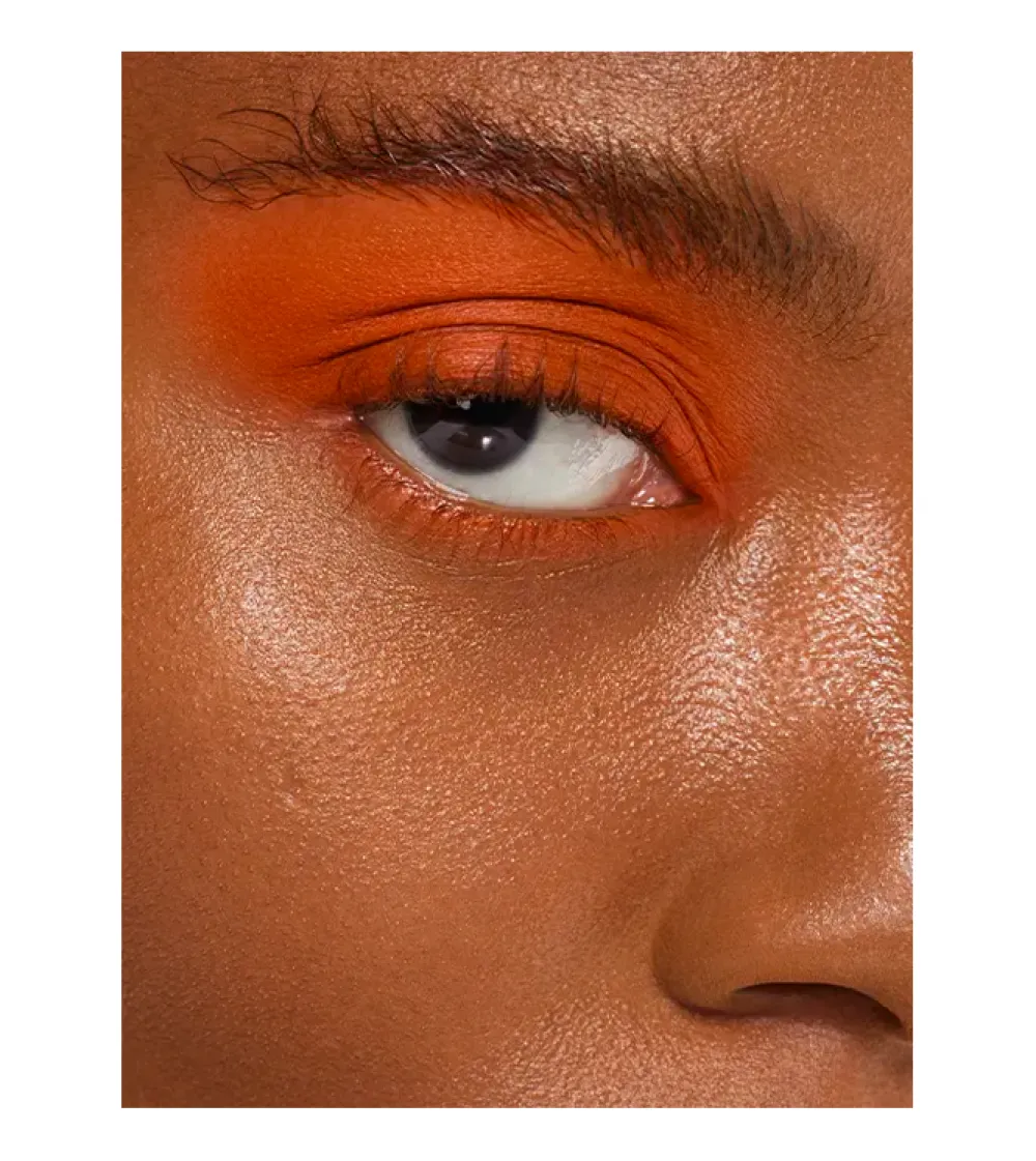 - Sombra de ojos líquida Matte Fluid Eye Paint™ - 17: Spectre>About-face Clearance