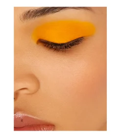 - Sombra de ojos líquida Matte Fluid Eye Paint™ - 28: Taxi Driver><noscript><img width=
