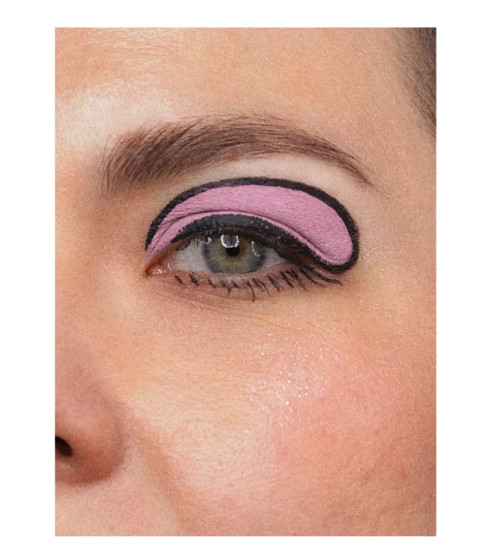 - Sombra de ojos líquida Matte Fluid Eye Paint™ - 9: Freaked>About-face Outlet