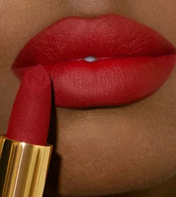 Barra de labios Matte Pleasure - Signature Red><noscript><img width=