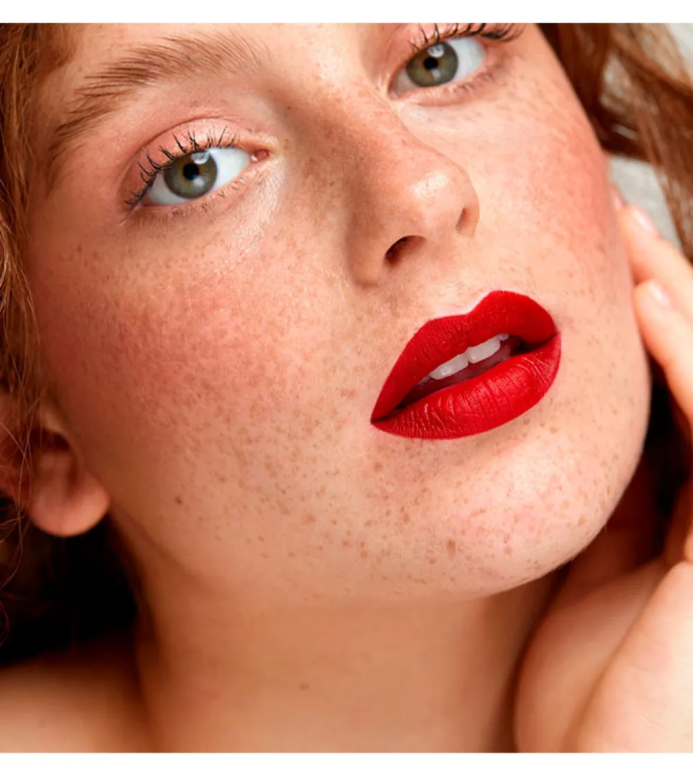 Barra de labios Velvet - Lola>Saigu Cosmetics Online