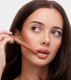 Barra y perfilador de labios - Soft Caramel><noscript><img width=