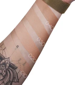Base de maquillaje HD Liquid Coverage: 040 Warm Beige>Catrice Clearance