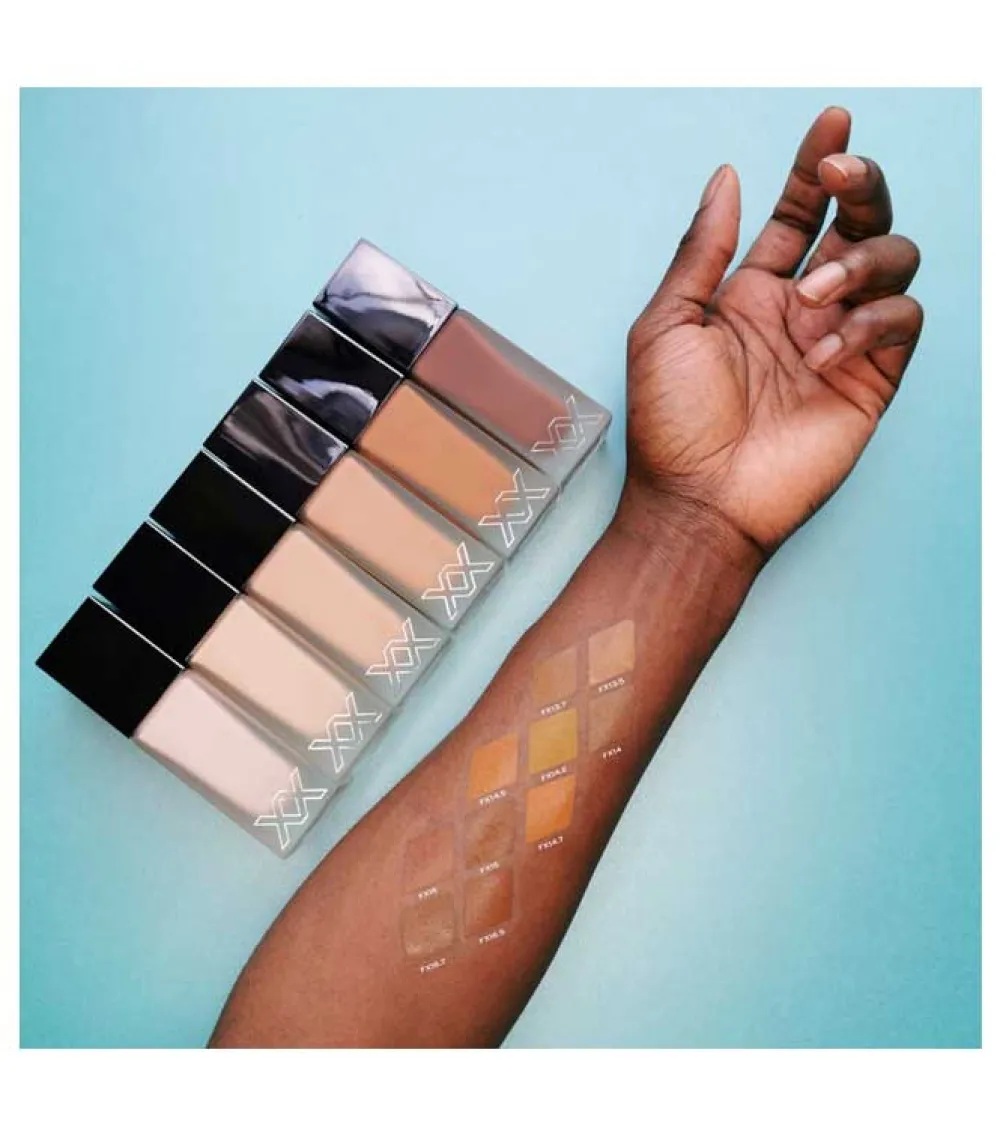 Base de maquillaje Liquid Skin Fauxxdation - FX0.2>XX Revolution Sale