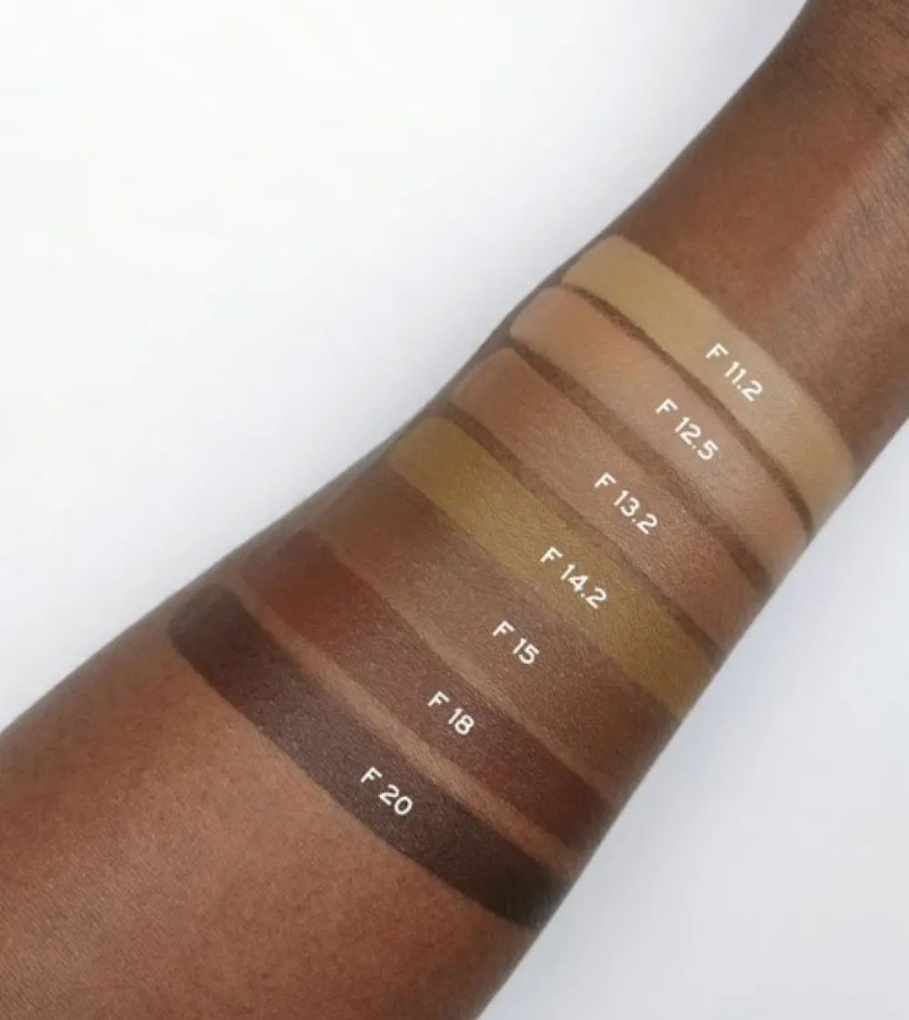 Base de maquillaje Super Serum - F20>Revolution Relove Online