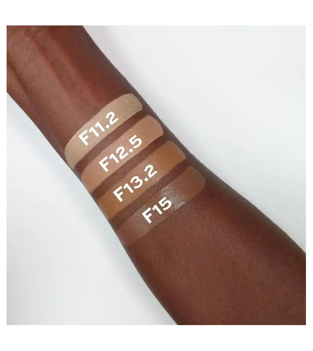 Base de maquillaje Super Matte - F11.2>Revolution Relove