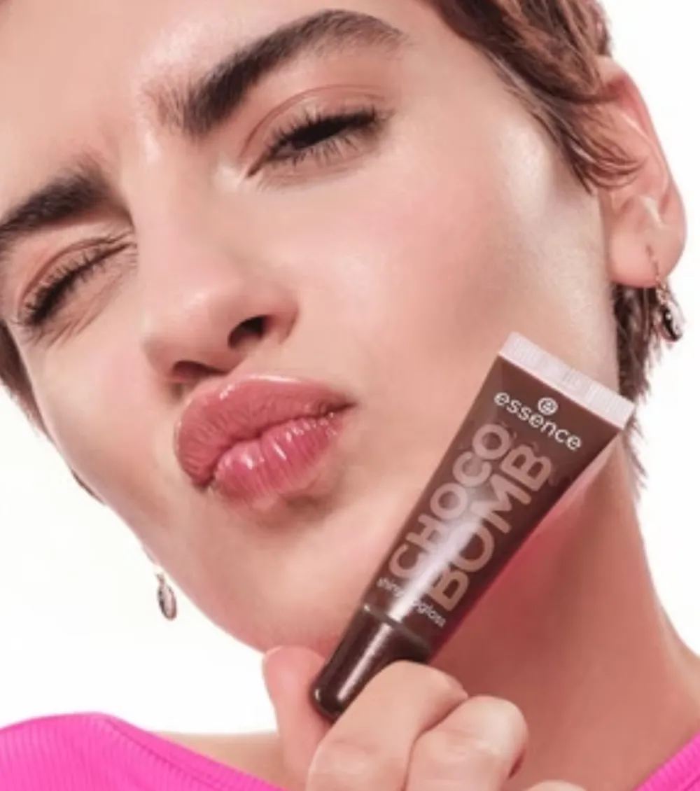 Brillo de labios Choco Bomp - 01: Chocoholic>essence Discount