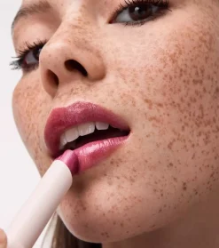 Brillo de labios en stick Diamond Glaze - 030: Too Glam To Give A Damn><noscript><img width=