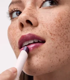 Brillo de labios en stick Diamond Glaze - 050: Glitterally Perfect><noscript><img width=