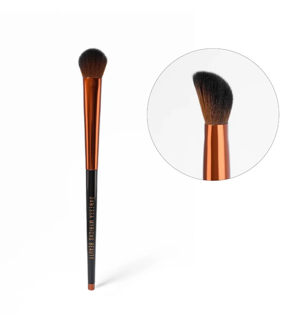 Brocha para corrector y contorno Yummy Face 3.0 All Over Concealer>Danessa Myricks Hot