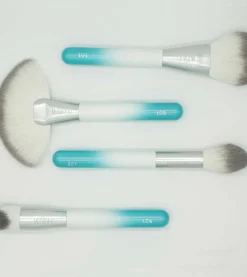 *Colección agua* - Set de brochas de rostro><noscript><img width=