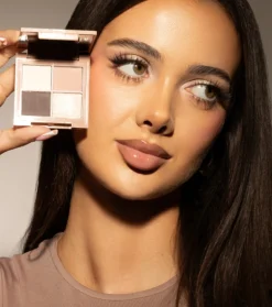 *Everybody x Aleksandra Sosfa* - Mini paleta de sombras><noscript><img width=