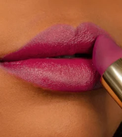 *Flora Collection* - Barra de labios Color Fetish Matte - 330: Blossom><noscript><img width=