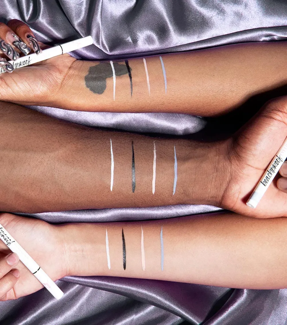 *Gothic Beach* - Delineador de Ojos Beachproof - Drug Lord>Jeffree Star Cosmetics Hot