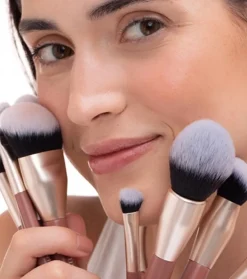 Kit neceser con 13 brochas Vegan Brushes><noscript><img width=