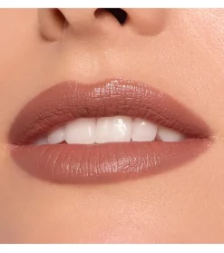 Lápiz de labios Creamy Nudes - 050: Happy Hazelnut><noscript><img width=