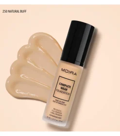 - Base de maquillaje fluida Complete Wear™ - 250: Natural Buff>MOIRA Sale