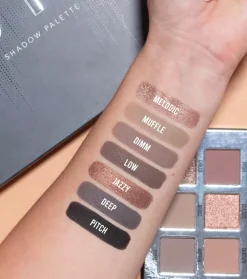 Paleta de sombras Muted>BPerfect Discount