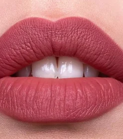 Perfilador de labios Plumping Lip Liner - 050: Licence To Kiss><noscript><img width=