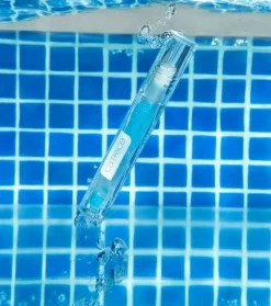 *Poolside Of Life* - Aceite labial bifásico - C03: Keep It Pool><noscript><img width=