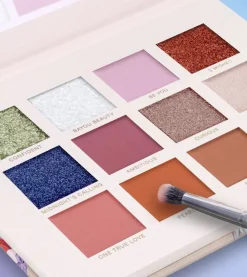 *Pure Princess* - Paleta de sombras de ojos Experts In Elegance><noscript><img width=