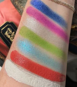 Revolution - *Alice in Wonderland* - Paleta de rostro Mad Hatter><noscript><img width=