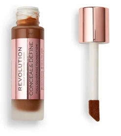 Revolution - Base de maquillaje Conceal & Define - F17>Makeup Revolution Clearance
