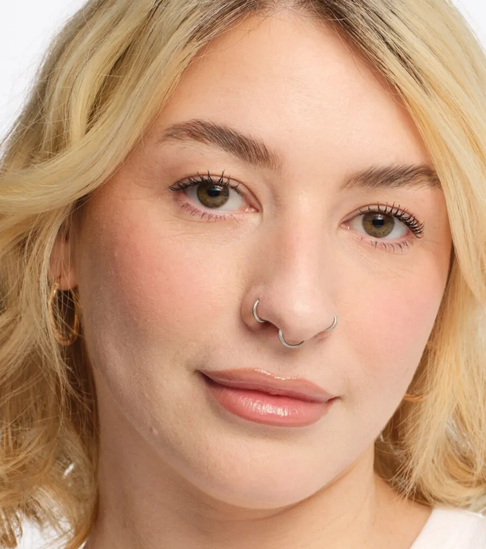 Revolution - Base de maquillaje Skin Silk Serum Foundation - F0.2>Makeup Revolution