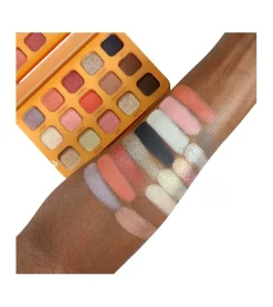 Revolution - *Maffashion x Revolution* - Paleta de sombra de ojos My Beauty Diary 2.0><noscript><img width=
