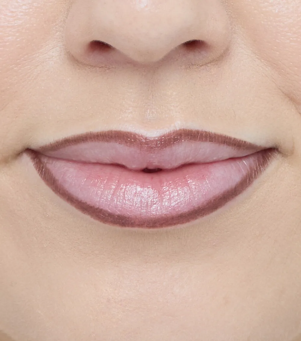 Revolution - Perfilador de labios Pout Liner - Espresso Cool Brown>Makeup Revolution Sale