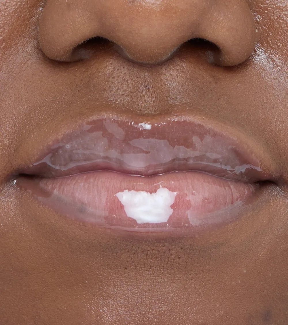 Revolution - Perfilador de labios Pout Liner - Glaze Clear>Makeup Revolution Online