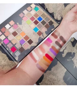 Revolution - *Revolution X Game of Thrones* - Paleta de sombras Westeros Map>Makeup Revolution Hot