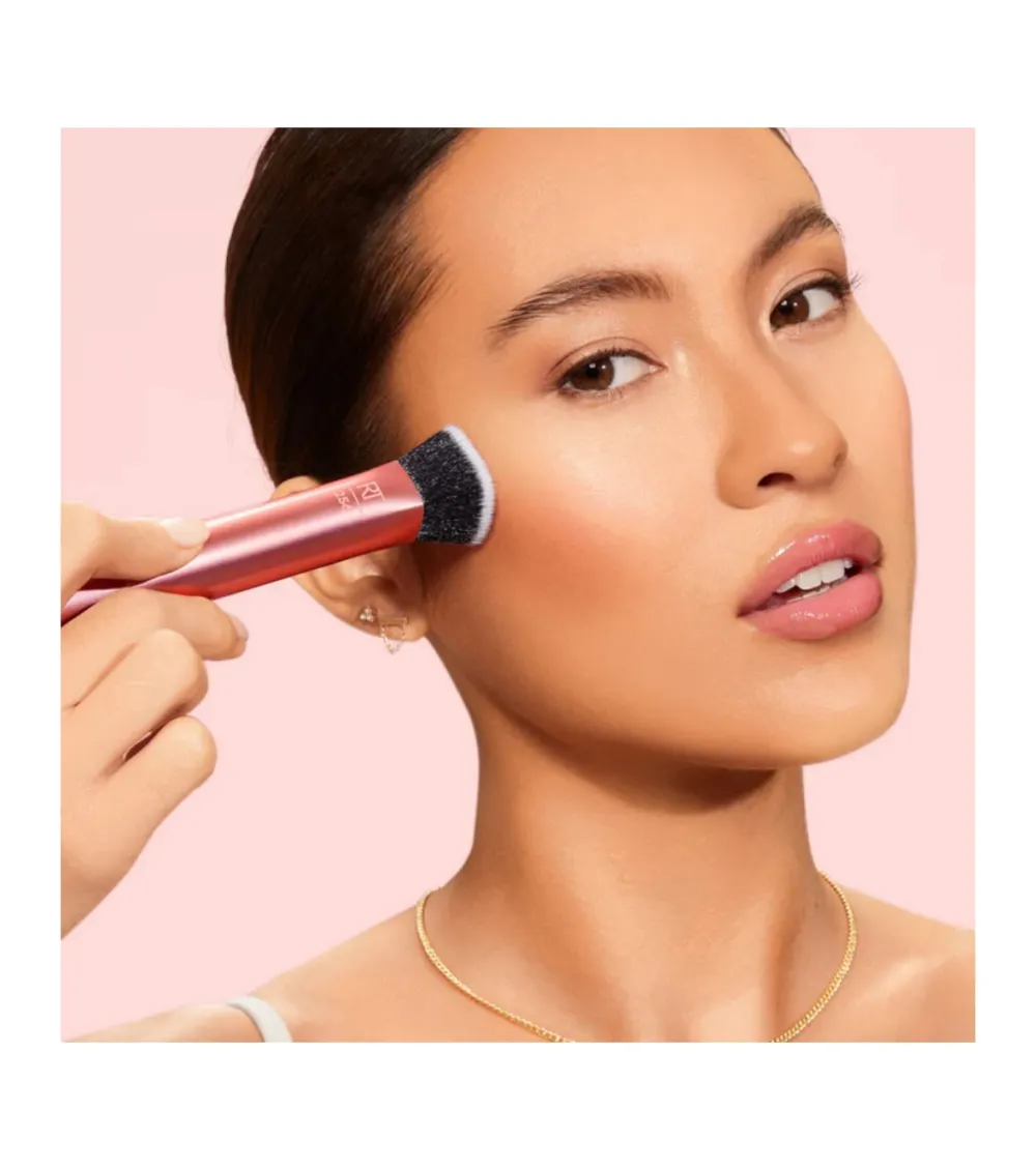 Set 4 brochas para rostro>Real Techniques Clearance