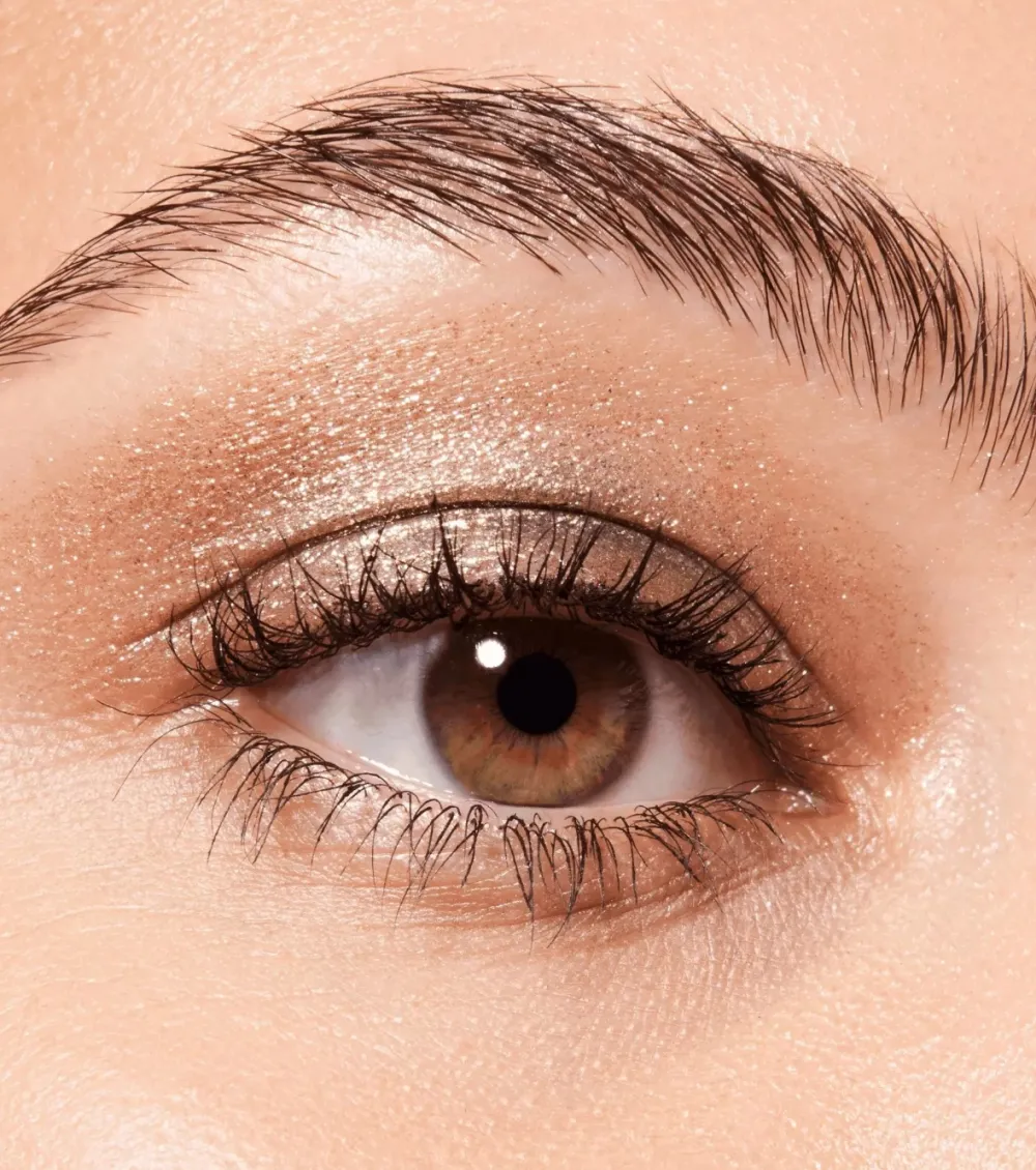 Sombra de ojos líquida Space Glam Chrome - 030: Galactic Glamour>Catrice Online