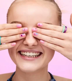*Superman* - Pegatinas para uñas>essence Discount