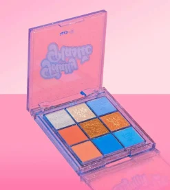 *Totally Plastic* - Mini paleta de sombras Iggy Azalea - Blue fur><noscript><img width=
