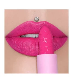 *Velvet Trap* - Barra de Labios - Hot Commodity><noscript><img width=