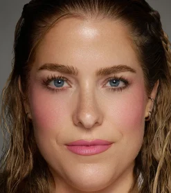 Yummy Skin Blurring Balm Powder Flushed - It Girl>Danessa Myricks Best